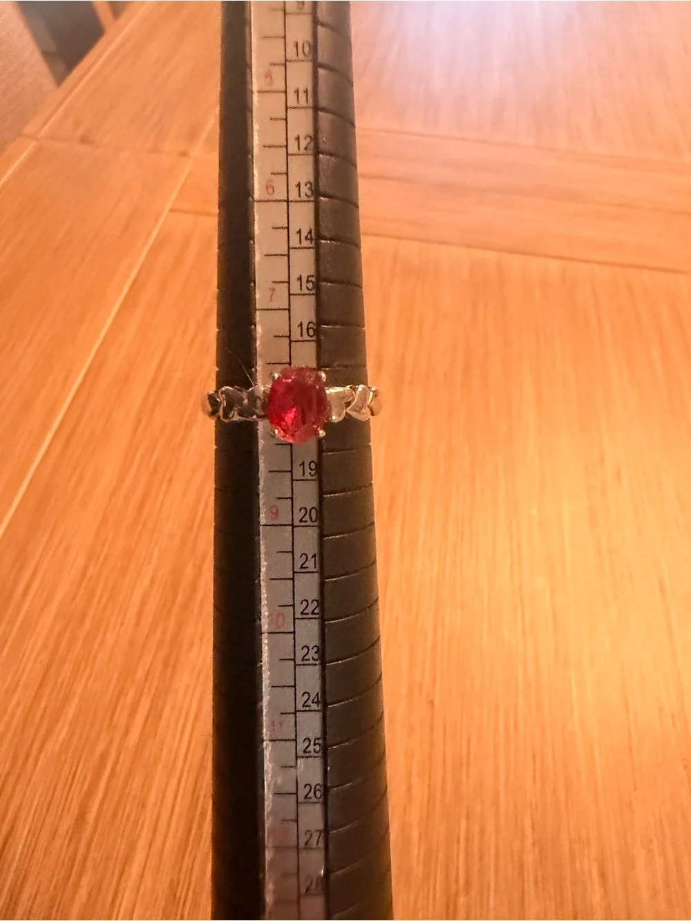 Size 8 Silver Tone Band Ring with Oval Red Stone Prong Setting 1 Gemstone